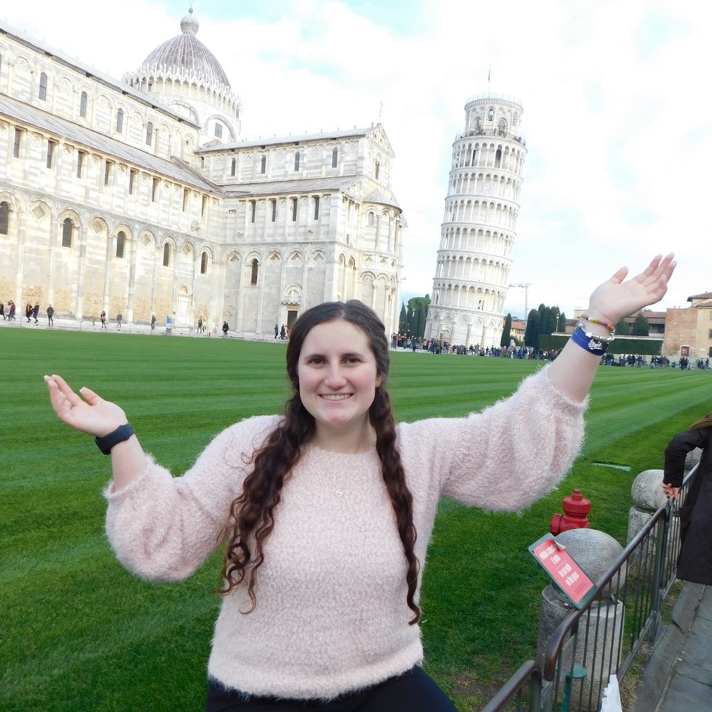 Meet your Posher, Amy